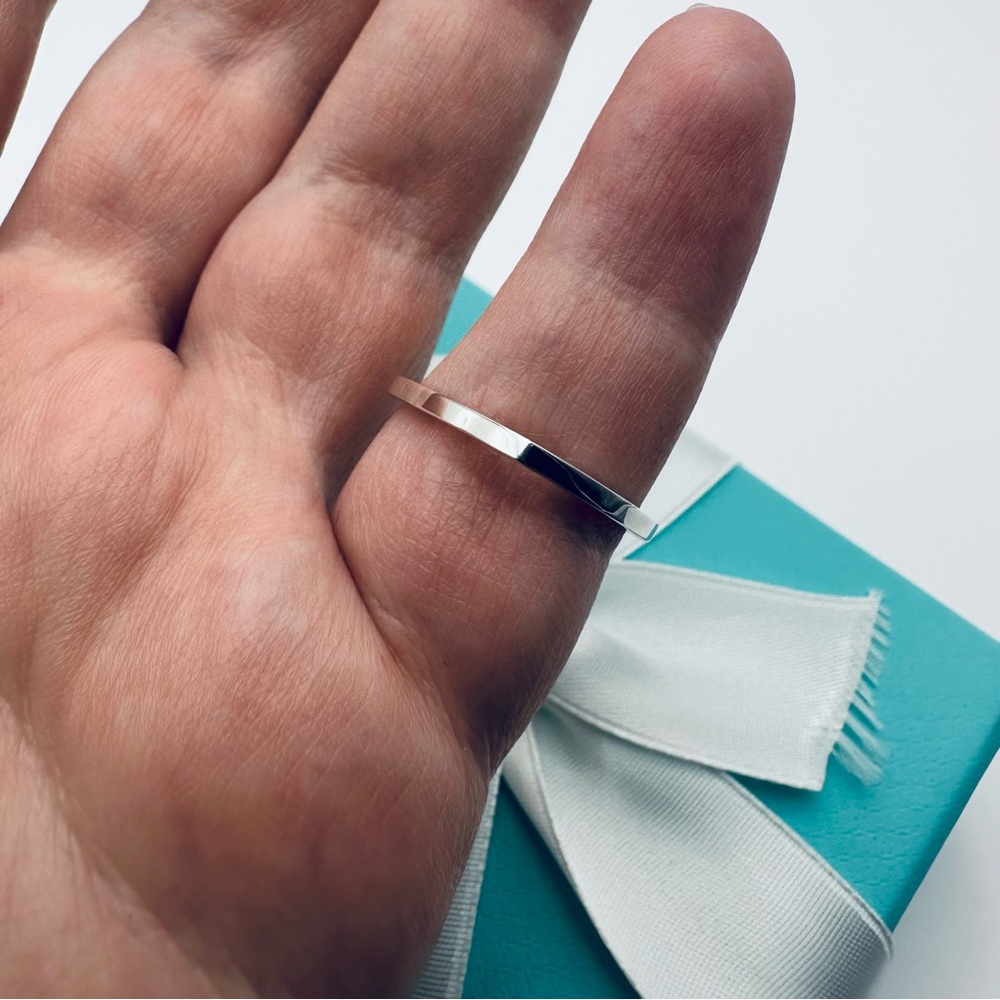 Tiffany & Co. Frank Gehry Narrow Torque Square Ring Size 4 in Silver with Pouch - Picture 7 of 9